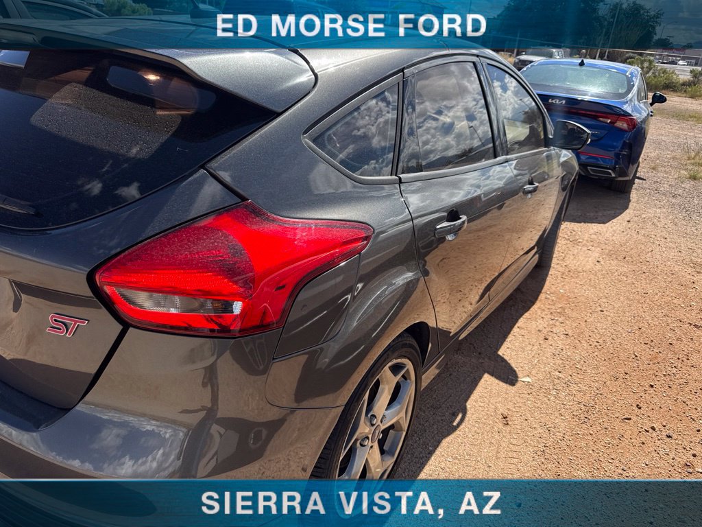 Used 2015 Ford Focus ST FWD image 5