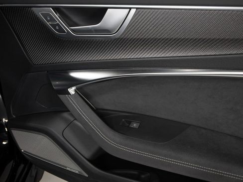 Used 2025 Audi RS 6 performance image 54