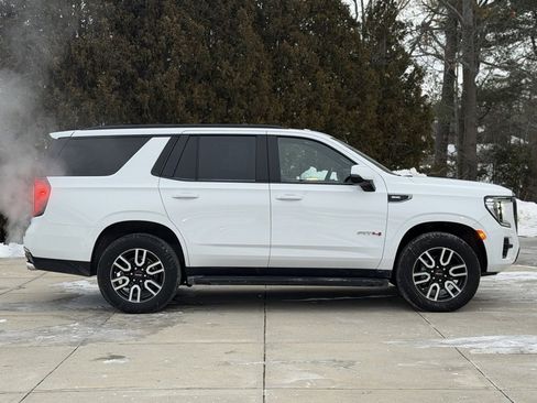 Used 2023 GMC Yukon AT4 image 7