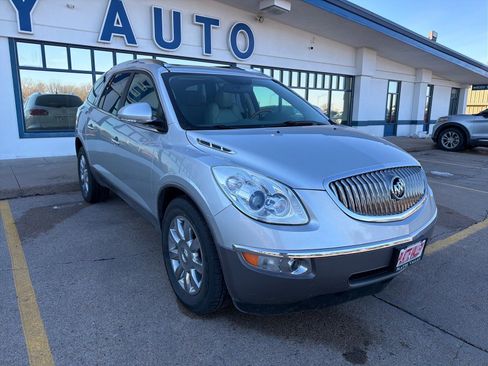 Used 2012 Buick Enclave Leather image 3