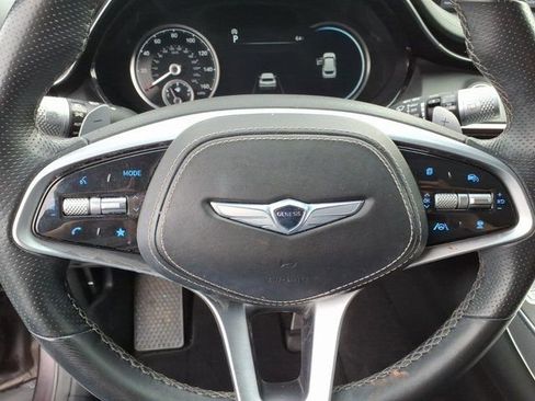 Used 2022 Genesis GV70 2.5T w/ Sport Prestige Package image 10