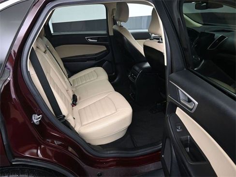 Used 2022 Ford Edge SEL w/ Convenience Package image 17