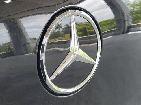 Used 2023 Mercedes-Benz EQE 350+ SUV w/ AMG Line Exterior Package image 5