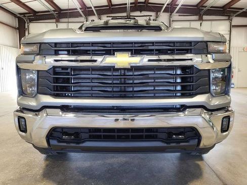 New 2026 Chevrolet Silverado 3500 LT w/ Convenience Package AWD/4WD image 8