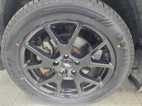 Used 2018 Dodge Journey SXT w/ Blacktop Package AWD/4WD image 31