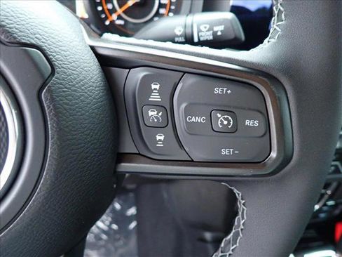 New 2025 Jeep Gladiator Willys image 13