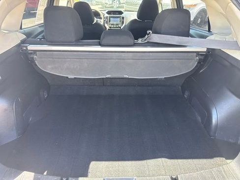 Used 2019 Subaru Crosstrek 2.0i AWD/4WD image 10