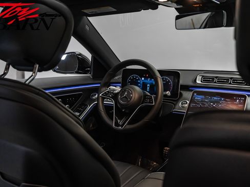 Used 2022 Mercedes-Benz S 580 4MATIC Sedan image 43