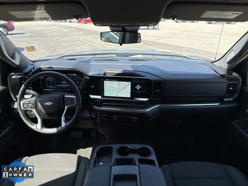 Used 2025 Chevrolet Silverado 1500 LT image 18