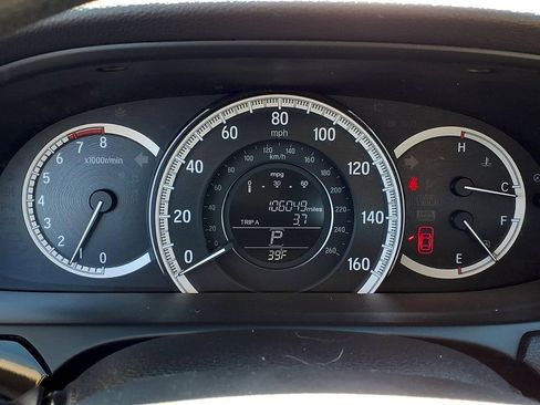 Used 2017 Honda Accord LX image 10