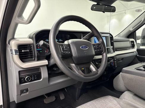 Used 2025 Ford F250 XLT w/ FX4 Off-Road Package AWD/4WD image 17