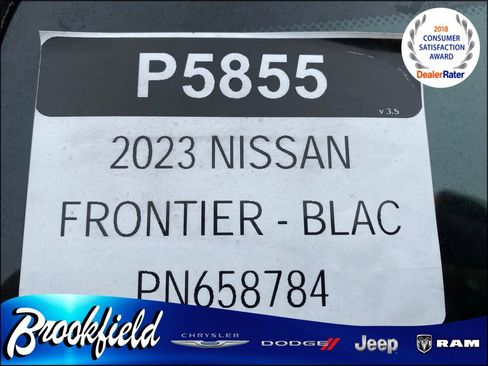 Used 2023 Nissan Frontier SV w/ Midnight Edition Package image 33