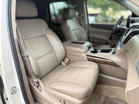 Used 2015 GMC Yukon SLT w/ Open Road Package AWD/4WD image 26
