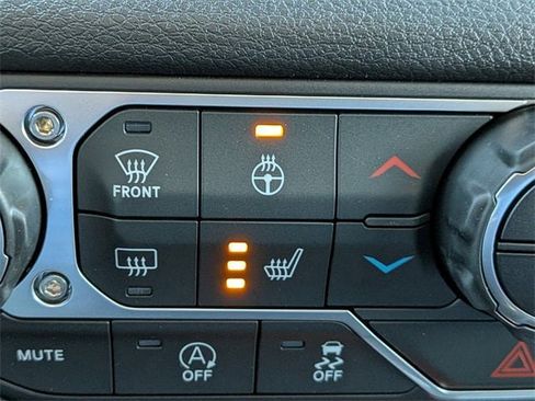 New 2025 Jeep Gladiator Sport image 22