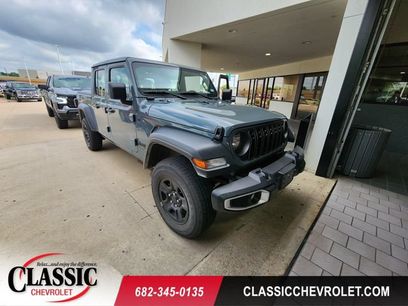Used 2025 Jeep Gladiator Sport