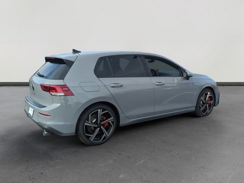 New 2026 Volkswagen Golf SE image 5