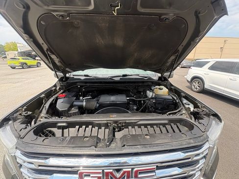 Used 2022 GMC Sierra 2500 SLE w/ SLE Value Package; AWD/4WD image 22