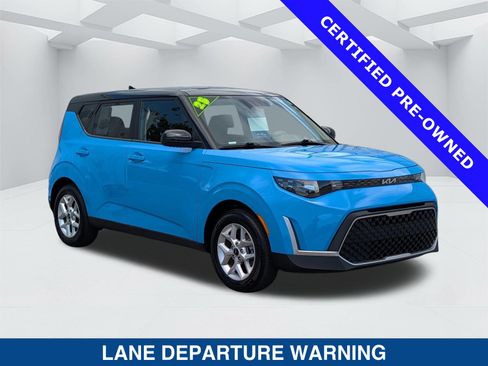 Used 2025 Kia Soul S FWD image 3