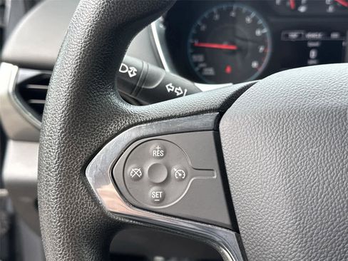 Used 2018 Chevrolet Traverse LS AWD/4WD image 18