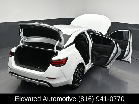 Used 2025 Nissan Sentra S FWD image 33