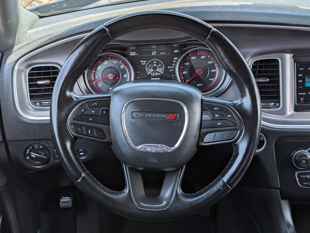 Used 2022 Dodge Charger SXT RWD image 11