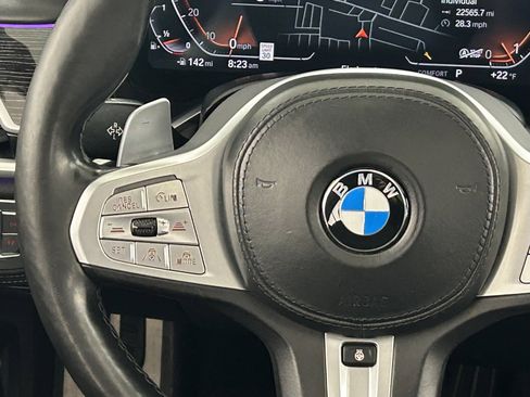 Used 2021 BMW 750i xDrive w/ Executive Package image 11
