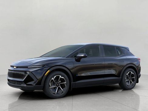 New 2026 Chevrolet Equinox EV LT w/ Comfort Package FWD image 2