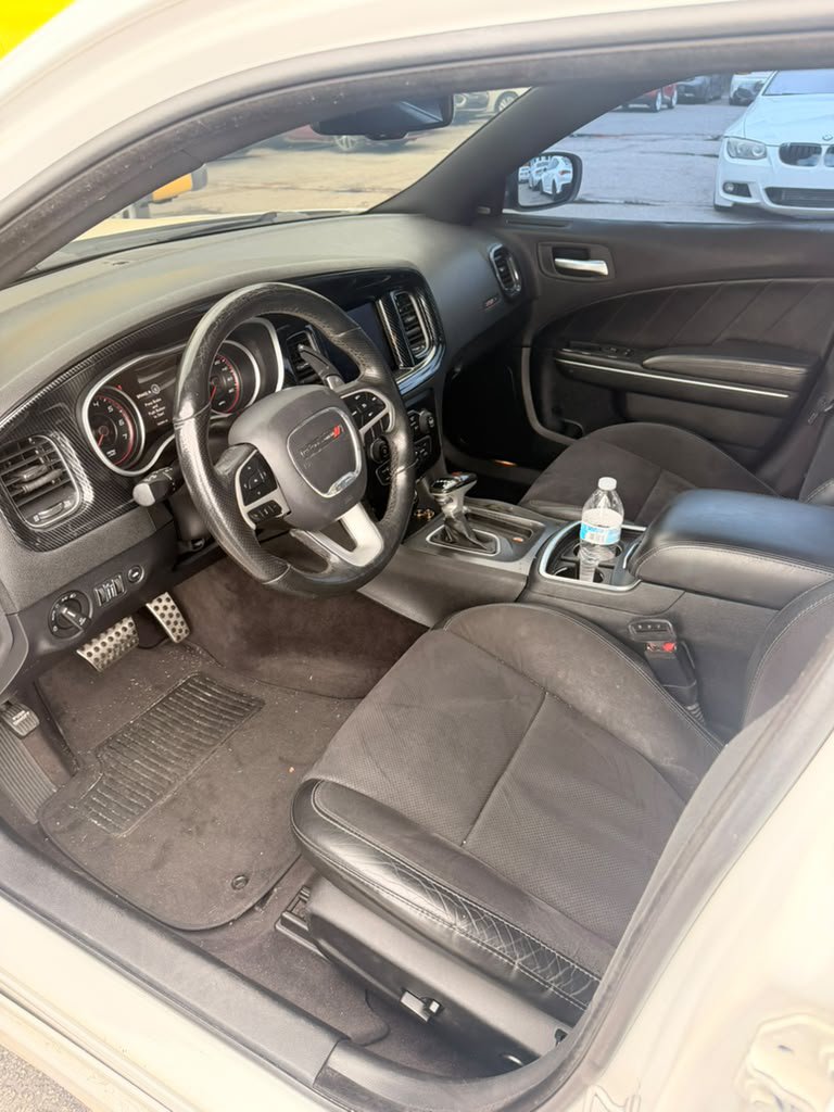 Used 2018 Dodge Charger R/T Scat Pack RWD image 3