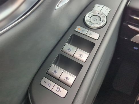 Used 2025 Genesis G80 2.5T Sport Prestige image 23