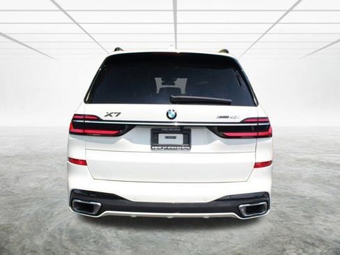 Used 2025 BMW X7 xDrive40i w/ M Sport Package image 8