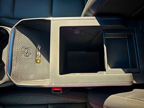 New 2026 GMC Terrain AT4 w/ Convenience Package III image 29