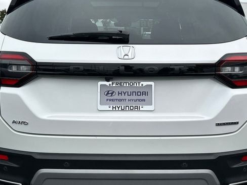 Used 2024 Honda Pilot Touring image 49