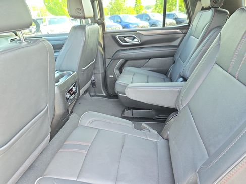 Used 2024 Chevrolet Tahoe RST w/ Luxury Package AWD/4WD image 14