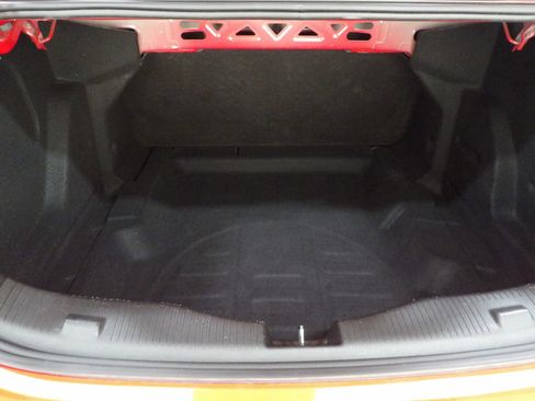 Used 2018 Chevrolet Cruze LS image 7