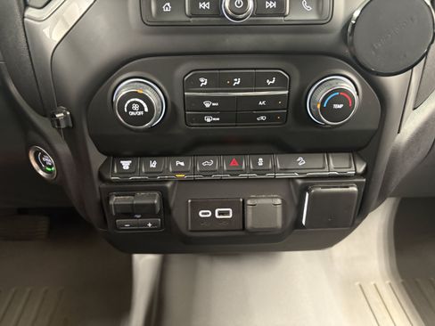 Used 2024 Chevrolet Silverado 2500 Custom w/ Custom Value Package AWD/4WD image 17