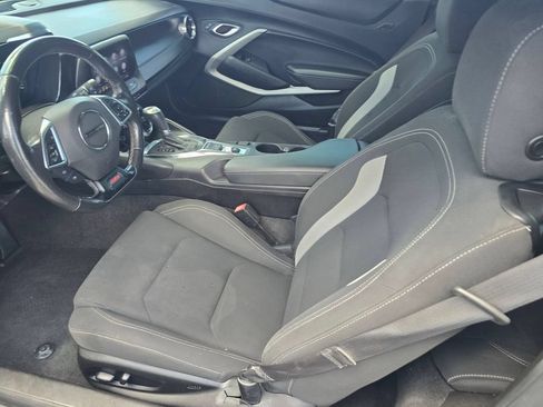 Used 2019 Chevrolet Camaro SS RWD image 14