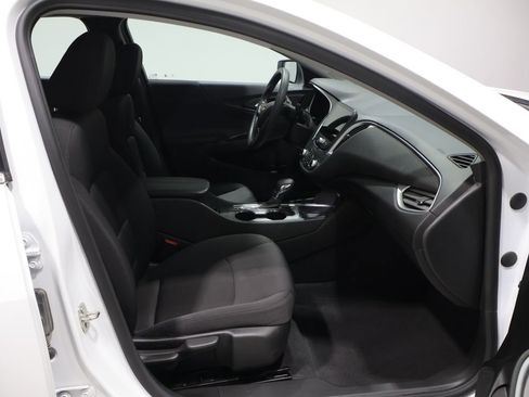 Used 2023 Chevrolet Malibu LT FWD image 22