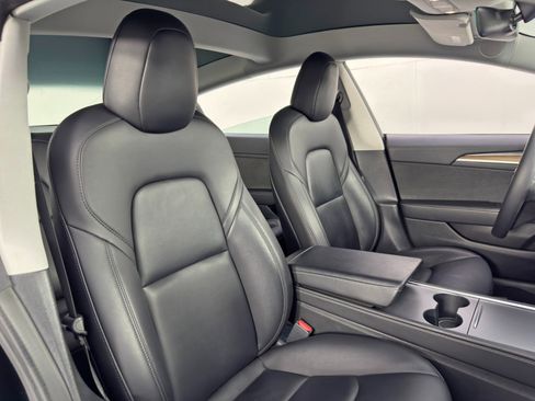 Used 2022 Tesla Model 3 Long Range image 36