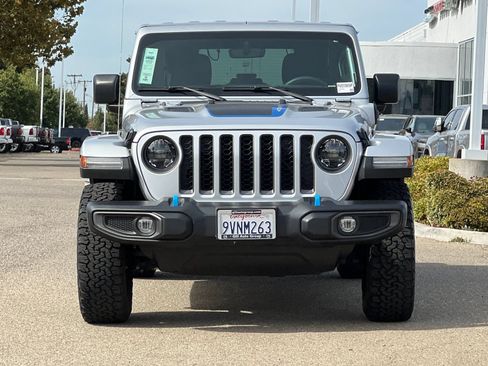 Used 2023 Jeep Wrangler Unlimited Rubicon 4xe w/ Cold Weather Group AWD/4WD image 9