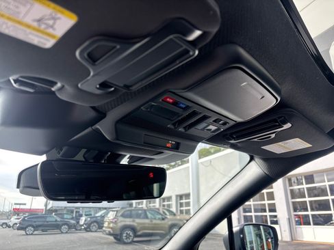 New 2026 Subaru Outback Limited image 28