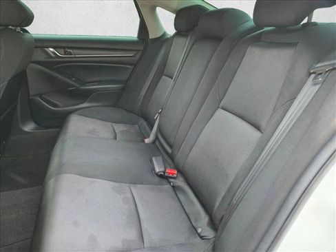 Used 2018 Honda Accord EX image 19