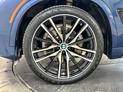 Used 2023 BMW X5 xDrive40i w/ M Sport Package AWD/4WD image 27