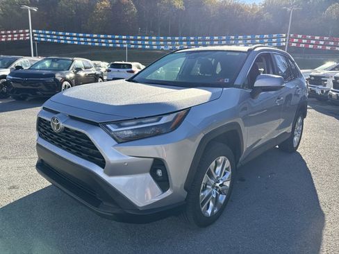 Used 2025 Toyota RAV4 XLE Premium w/ Weather Package image 10