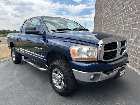 Used 2006 Dodge Ram 2500 Truck SLT w/ Quad Cab Big Horn Value Group AWD/4WD image 3