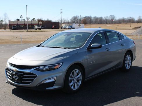 Used 2024 Chevrolet Malibu LT image 4