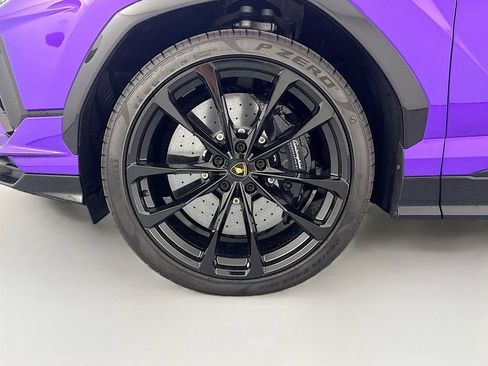 Used 2024 Lamborghini Urus S image 34