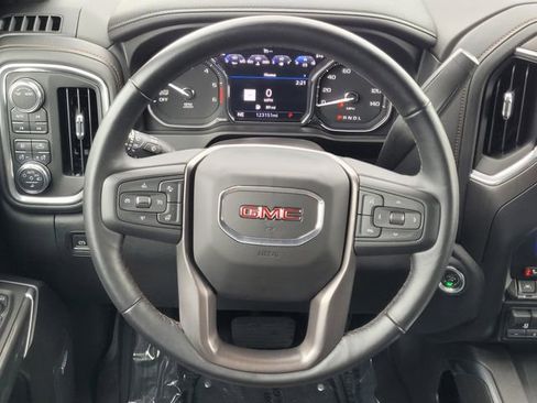 Used 2021 GMC Sierra 1500 AT4 w/ AT4 Value Package AWD/4WD image 12