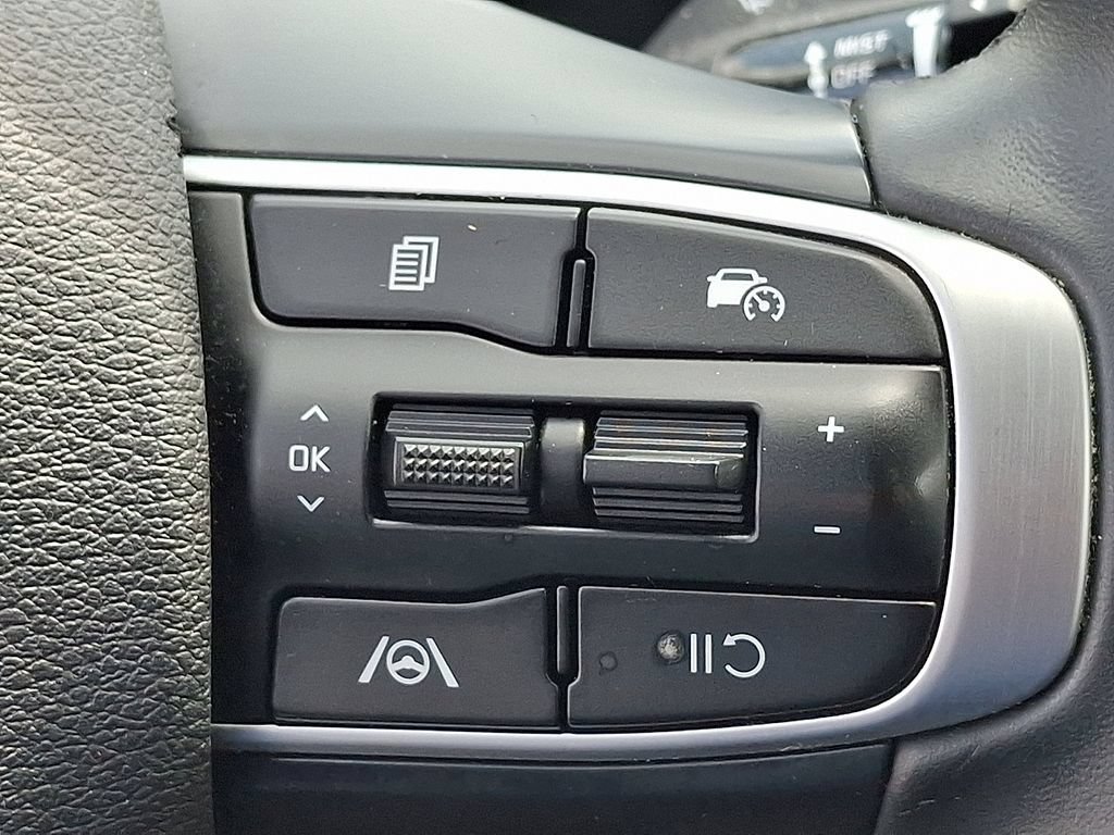 Used 2023 Kia Sportage EX AWD/4WD image 23