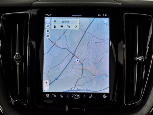 Certified 2025 Volvo XC60 B5 Plus image 16