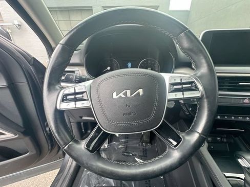 Used 2022 Kia Telluride EX w/ EX Premium Package AWD/4WD image 16